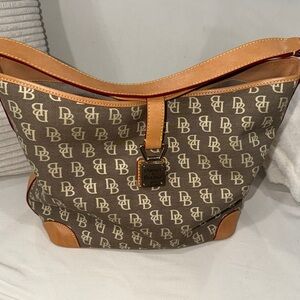 Dooney & Bourke Signature Shoulder Bag in